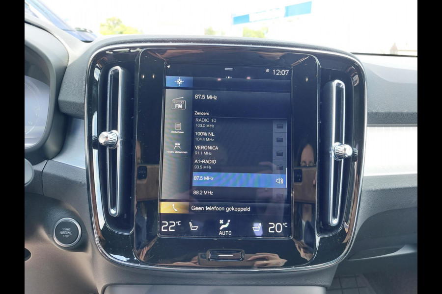 Volvo XC40 1.5 T4 Plug-in hybrid Core Bright | WinterPack | Camera | NAP Volvo XC40 1.5 T4 Plug-in hybrid Core Bright | WinterPack | Camera | NAP