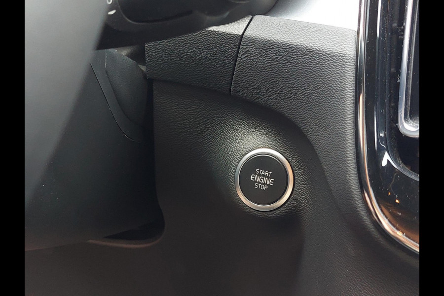 Volvo XC40 1.5 T4 Plug-in hybrid Core Bright | WinterPack | Camera | NAP Volvo XC40 1.5 T4 Plug-in hybrid Core Bright | WinterPack | Camera | NAP