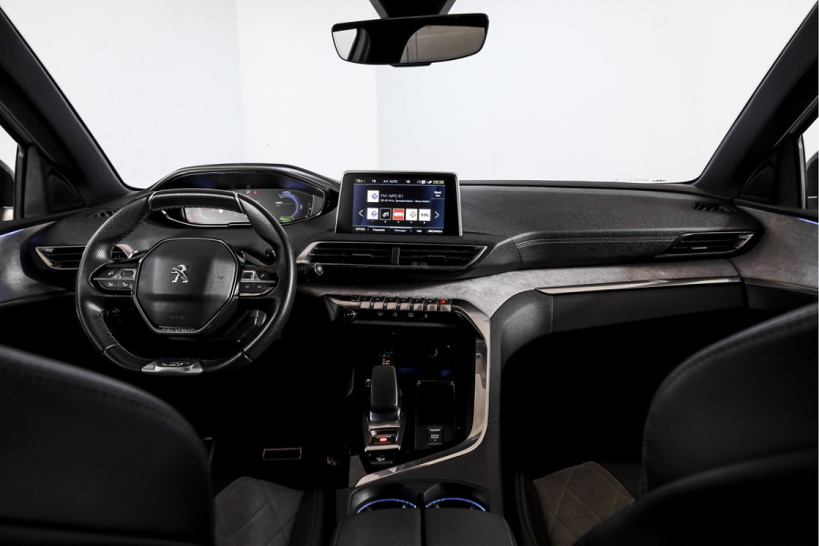Peugeot 3008 1.6 HYbrid4 300 PK GT Orig. NL | Dig. Cockpit | Trekhaak | Cruise | PDC | Camera | NAV+App. Connect | ECC | LM 19" |