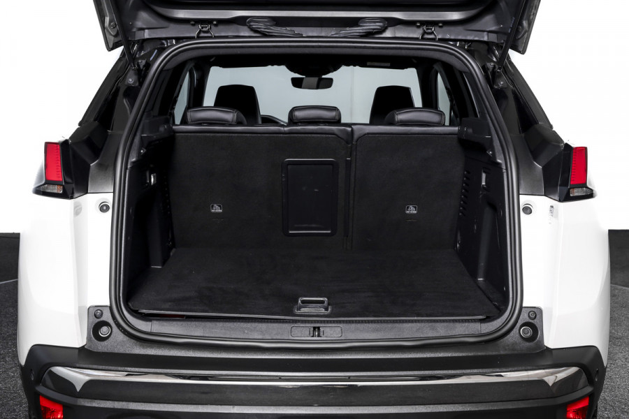 Peugeot 3008 1.6 HYbrid4 300 PK GT Orig. NL | Dig. Cockpit | Trekhaak | Cruise | PDC | Camera | NAV+App. Connect | ECC | LM 19" |