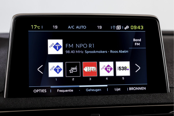 Peugeot 3008 1.6 HYbrid4 300 PK GT Orig. NL | Dig. Cockpit | Trekhaak | Cruise | PDC | Camera | NAV+App. Connect | ECC | LM 19" |