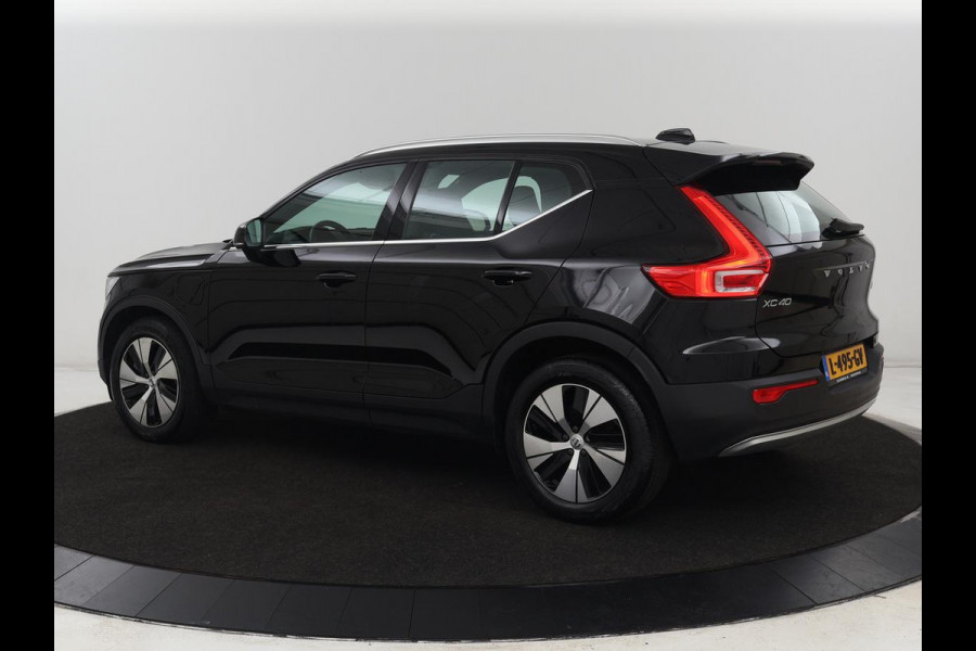 Volvo XC40 1.5 T4 Recharge Inscription Expression | Trekhaak | Carplay | Navigatie | Climate control | Parkeerhulp | Cruise control | Full LED | PHEV | Plug In Volvo XC40 1.5 T4 Recharge Inscription Expression | Trekhaak | Carplay | Navigatie | Climate control | Parkeerhulp | Cruise control | Full LED | PHEV | Plug In