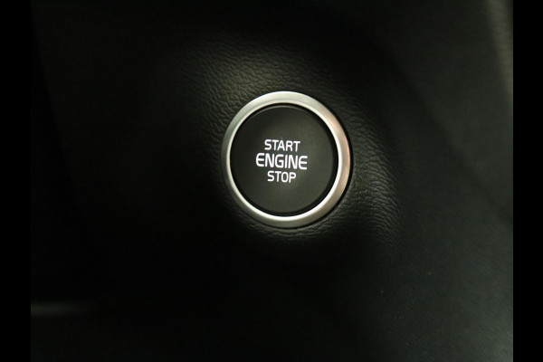 Volvo XC40 1.5 T4 Recharge Inscription Expression | Trekhaak | Carplay | Navigatie | Climate control | Parkeerhulp | Cruise control | Full LED | PHEV | Plug In Volvo XC40 1.5 T4 Recharge Inscription Expression | Trekhaak | Carplay | Navigatie | Climate control | Parkeerhulp | Cruise control | Full LED | PHEV | Plug In