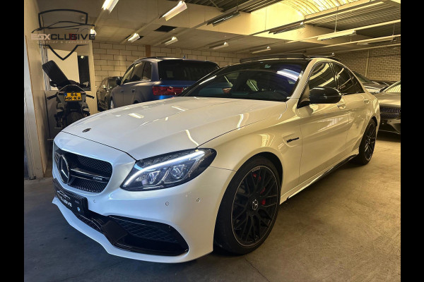 Mercedes-Benz C63S C63 AMG S 510PK HUD/Burmester/Pano/Parlemoer Mercedes-Benz C63S C63 AMG S 510PK HUD/Burmester/Pano/Parlemoer