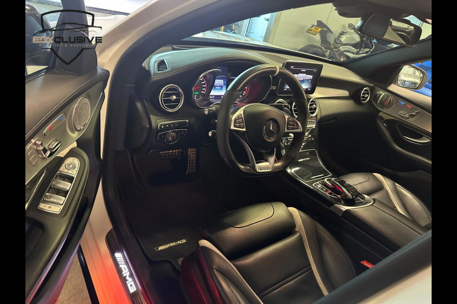 Mercedes-Benz C63S C63 AMG S 510PK HUD/Burmester/Pano/Parlemoer Mercedes-Benz C63S C63 AMG S 510PK HUD/Burmester/Pano/Parlemoer