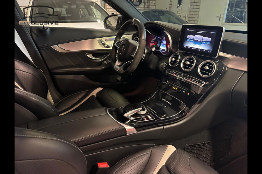 Mercedes-Benz C63S C63 AMG S 510PK HUD/Burmester/Pano/Parlemoer Mercedes-Benz C63S C63 AMG S 510PK HUD/Burmester/Pano/Parlemoer