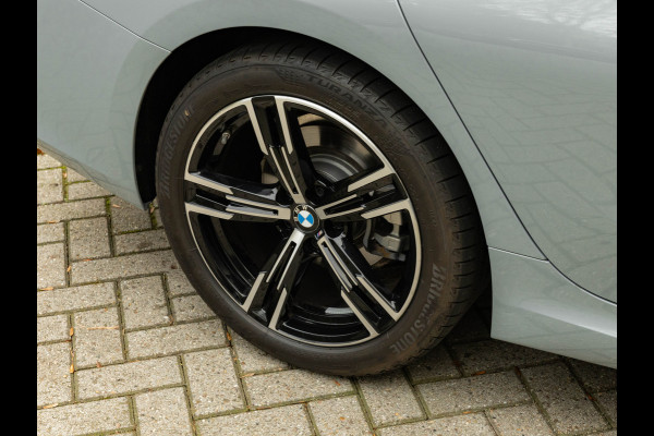 BMW 3-serie 320i M-Sport - Active Cruise Control - Stoelverwarming - Camera - Hifi