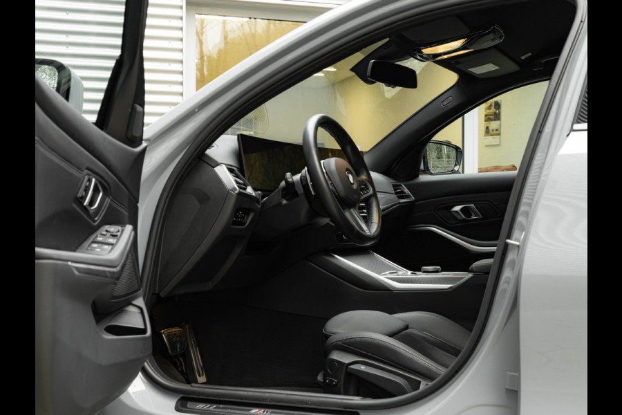 BMW 3-serie 320i M-Sport - Active Cruise Control - Stoelverwarming - Camera - Hifi
