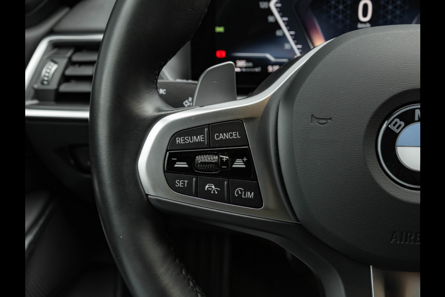 BMW 3-serie 320i M-Sport - Active Cruise Control - Stoelverwarming - Camera - Hifi