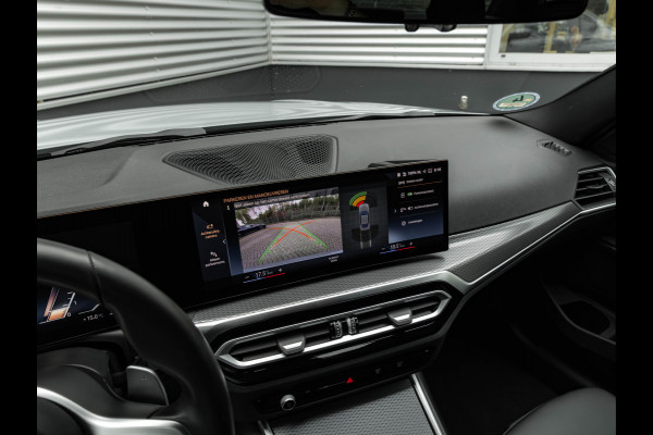 BMW 3-serie 320i M-Sport - Active Cruise Control - Stoelverwarming - Camera - Hifi