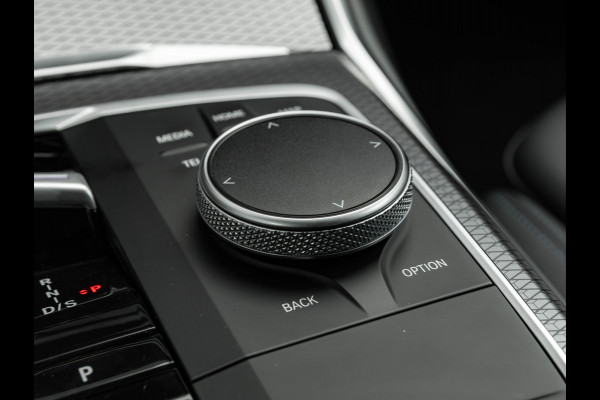 BMW 3-serie 320i M-Sport - Active Cruise Control - Stoelverwarming - Camera - Hifi