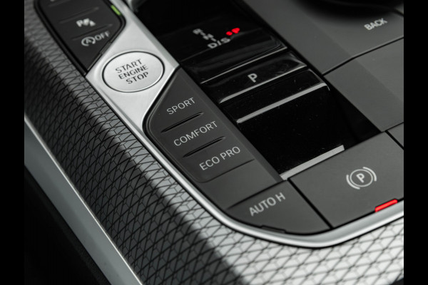 BMW 3-serie 320i M-Sport - Active Cruise Control - Stoelverwarming - Camera - Hifi