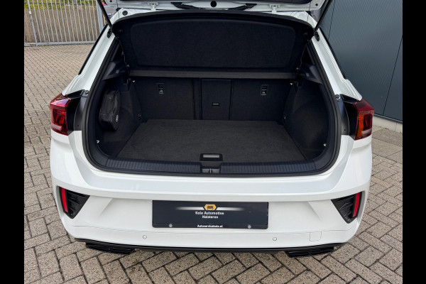 Volkswagen T-Roc 1.0 TSI R-Line * Blackstyle * Carplay * Climate Control * Parkeersensoren * Volkswagen T-Roc 1.0 TSI R-Line * Blackstyle * Carplay * Climate Control * Parkeersensoren *