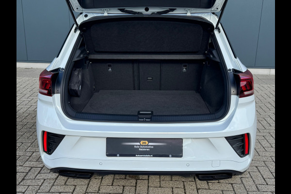 Volkswagen T-Roc 1.0 TSI R-Line * Blackstyle * Carplay * Climate Control * Parkeersensoren * Volkswagen T-Roc 1.0 TSI R-Line * Blackstyle * Carplay * Climate Control * Parkeersensoren *