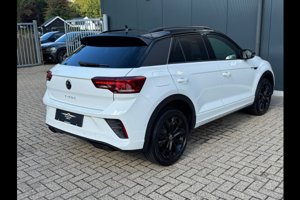 Volkswagen T-Roc 1.0 TSI R-Line * Blackstyle * Carplay * Climate Control * Parkeersensoren * Volkswagen T-Roc 1.0 TSI R-Line * Blackstyle * Carplay * Climate Control * Parkeersensoren *