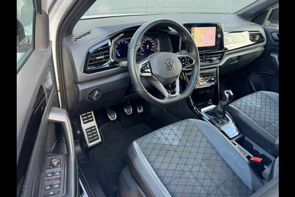 Volkswagen T-Roc 1.0 TSI R-Line * Blackstyle * Carplay * Climate Control * Parkeersensoren * Volkswagen T-Roc 1.0 TSI R-Line * Blackstyle * Carplay * Climate Control * Parkeersensoren *