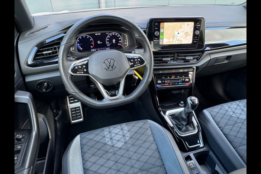 Volkswagen T-Roc 1.0 TSI R-Line * Blackstyle * Carplay * Climate Control * Parkeersensoren * Volkswagen T-Roc 1.0 TSI R-Line * Blackstyle * Carplay * Climate Control * Parkeersensoren *