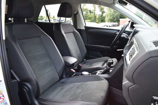 Volkswagen T-Roc 1.5 TSI DSG 150PK STYLE VIRTUAL/TREKHAAK/IQ-LIGHT