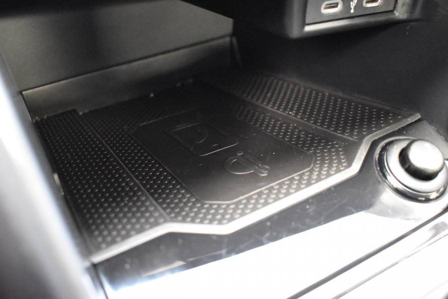 Volkswagen T-Roc 1.5 TSI DSG 150PK STYLE VIRTUAL/TREKHAAK/IQ-LIGHT