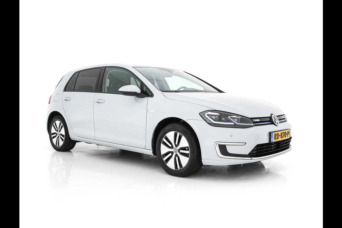 Volkswagen e-Golf {SOH-90%} Aut. *ADAPTIVE-CRUISE | FULL-LED | NAVI-FULLMAP | COMFORT-SEATS | ECC | PRIVACY-GLASS | PARKPILOT | CCS-FASTLOADER | 16''ALU* Volkswagen e-Golf {SOH-90%} Aut. *ADAPTIVE-CRUISE | FULL-LED | NAVI-FULLMAP | COMFORT-SEATS | ECC | PRIVACY-GLASS | PARKPILOT | CCS-FASTLOADER | 16''ALU*