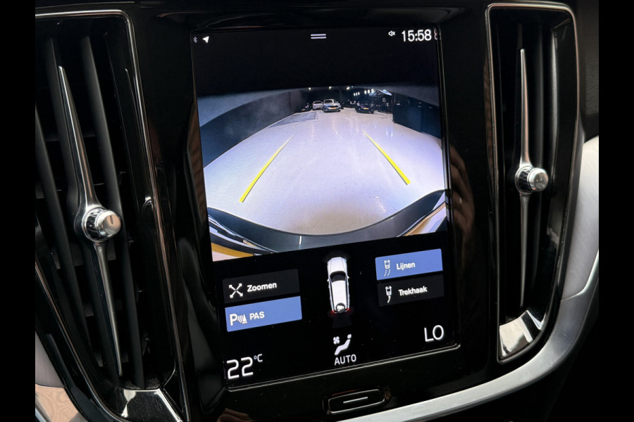 Volvo V60 2.0 B3 Momentum Advantage | R-Design | Elek. Trekhaak | Camera | Dealer onderhouden