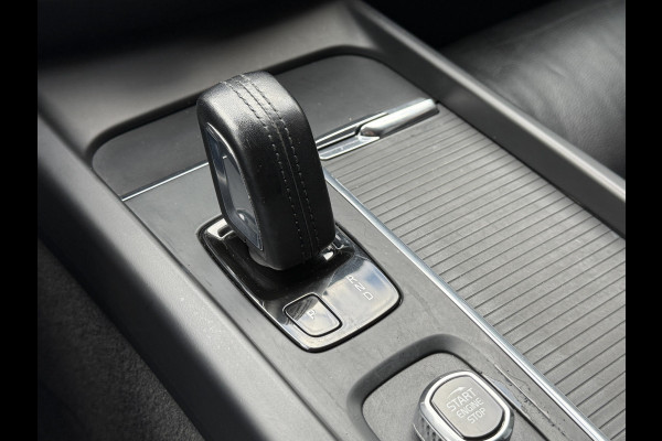 Volvo V60 2.0 B3 Momentum Advantage | R-Design | Elek. Trekhaak | Camera | Dealer onderhouden