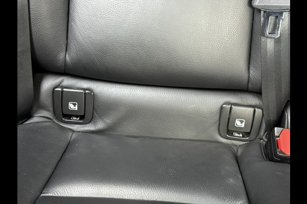 Volvo V60 2.0 B3 Momentum Advantage | R-Design | Elek. Trekhaak | Camera | Dealer onderhouden