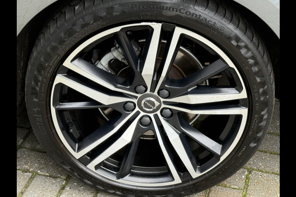Volvo V60 2.0 B3 Momentum Advantage | R-Design | Elek. Trekhaak | Camera | Dealer onderhouden
