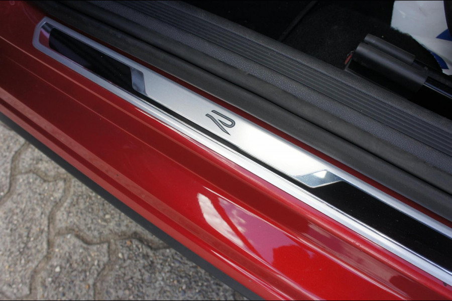 Volkswagen Polo 1.0 TSI R-Line Business