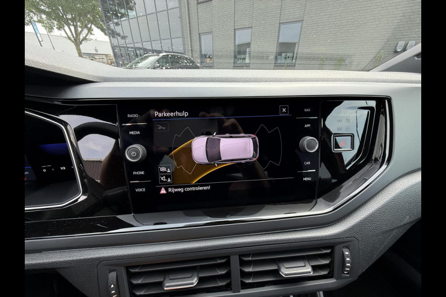 Volkswagen Polo 1.0 TSI R-Line Business