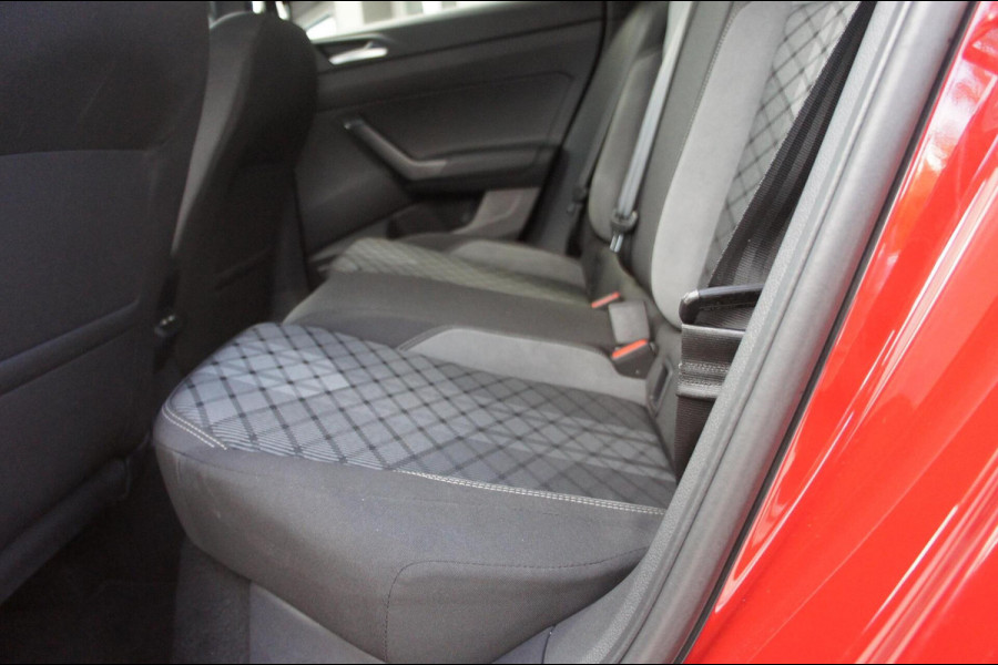 Volkswagen Polo 1.0 TSI R-Line Business