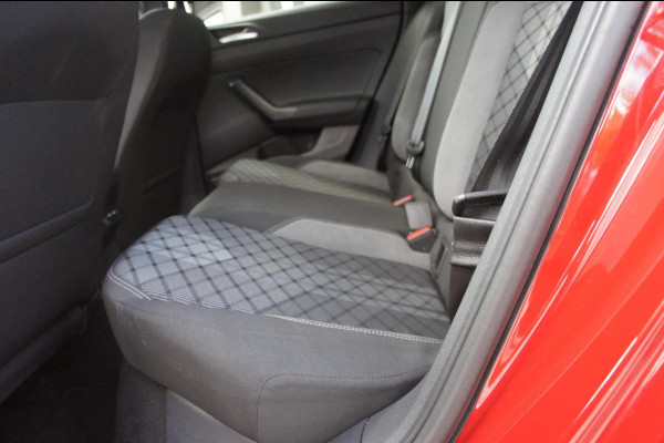 Volkswagen Polo 1.0 TSI R-Line Business