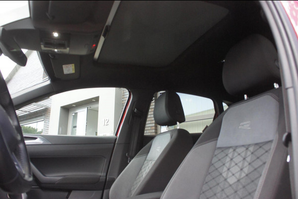 Volkswagen Polo 1.0 TSI R-Line Business