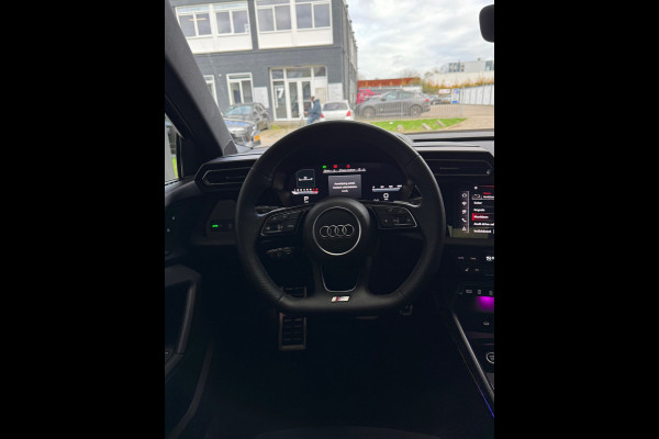 Audi A3 SPORTBACK 35 TFSI S edition Audi A3 SPORTBACK 35 TFSI S edition
