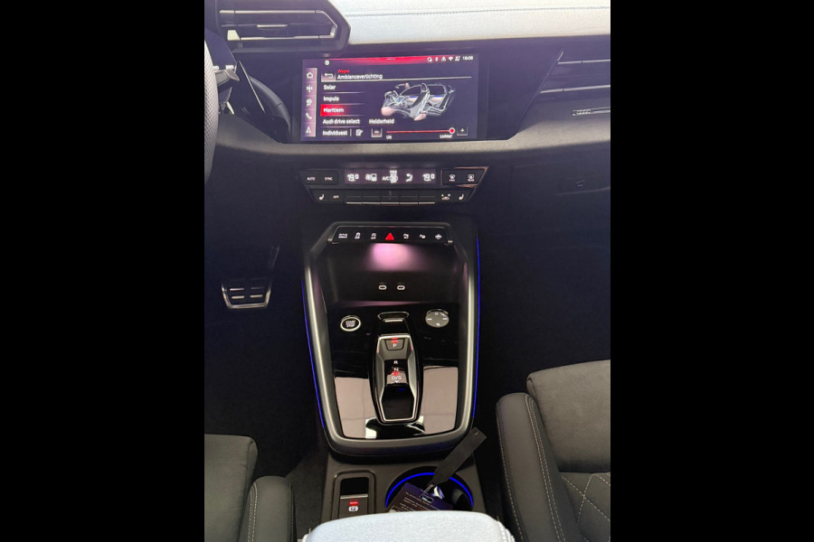 Audi A3 SPORTBACK 35 TFSI S edition Audi A3 SPORTBACK 35 TFSI S edition