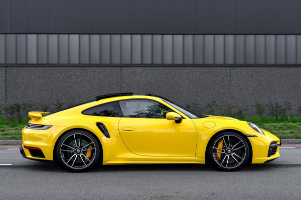 Porsche 911 3.8 Turbo S. Keramisch, Racing Yellow, Burmester, Alcantara hemel, PDCC, Sportuitl, Pano, ACC, 18 Weg, Dodeh, Camera!