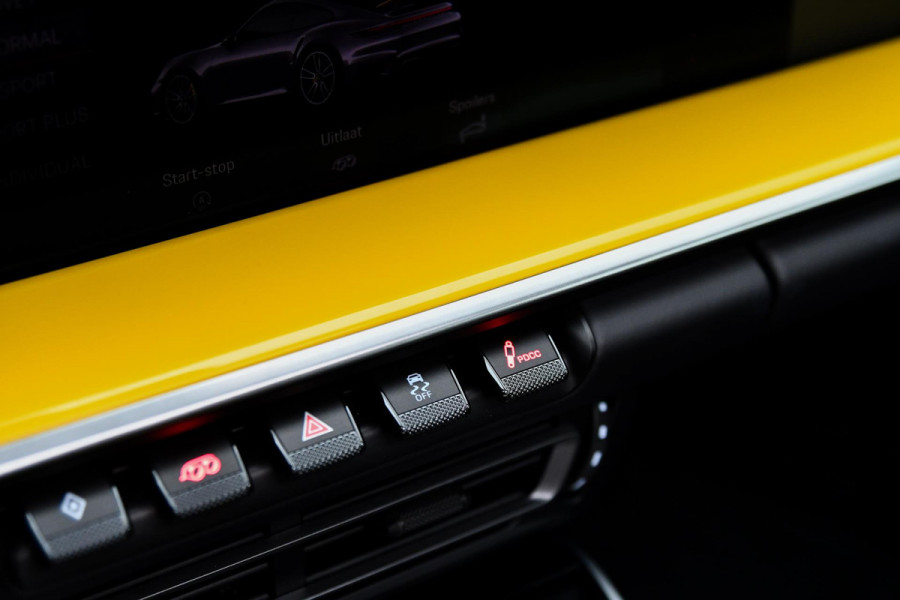 Porsche 911 3.8 Turbo S. Keramisch, Racing Yellow, Burmester, Alcantara hemel, PDCC, Sportuitl, Pano, ACC, 18 Weg, Dodeh, Camera!