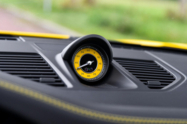 Porsche 911 3.8 Turbo S. Keramisch, Racing Yellow, Burmester, Alcantara hemel, PDCC, Sportuitl, Pano, ACC, 18 Weg, Dodeh, Camera!