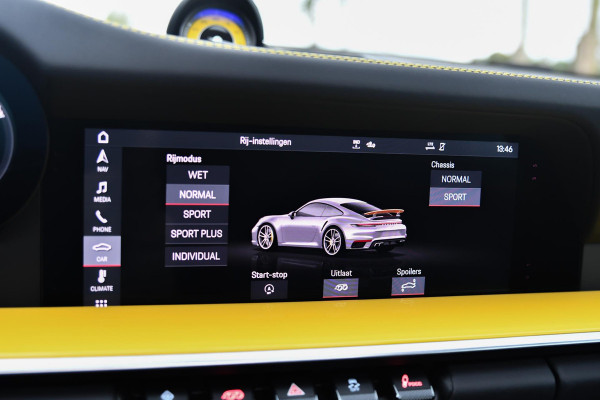 Porsche 911 3.8 Turbo S. Keramisch, Racing Yellow, Burmester, Alcantara hemel, PDCC, Sportuitl, Pano, ACC, 18 Weg, Dodeh, Camera!