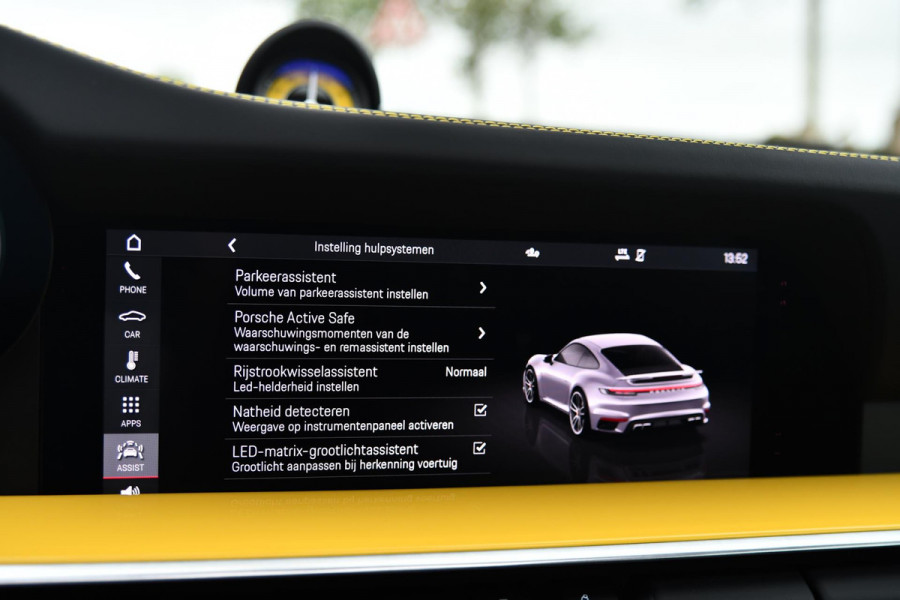 Porsche 911 3.8 Turbo S. Keramisch, Racing Yellow, Burmester, Alcantara hemel, PDCC, Sportuitl, Pano, ACC, 18 Weg, Dodeh, Camera!