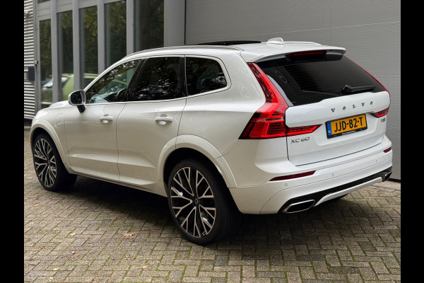 Volvo XC60 2.0 T8 Twin Engine AWD R-Design l Pano l 360 Camera l HK Audio l Trekhaak l Luchtvering l
