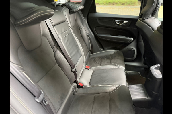 Volvo XC60 2.0 T8 Twin Engine AWD R-Design l Pano l 360 Camera l HK Audio l Trekhaak l Luchtvering l