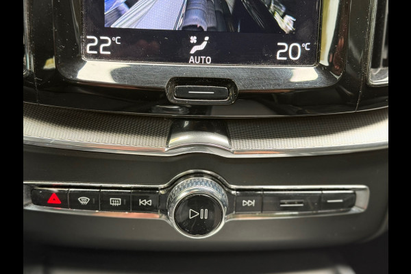 Volvo XC60 2.0 T8 Twin Engine AWD R-Design l Pano l 360 Camera l HK Audio l Trekhaak l Luchtvering l
