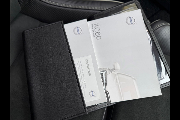 Volvo XC60 2.0 T8 Twin Engine AWD R-Design l Pano l 360 Camera l HK Audio l Trekhaak l Luchtvering l