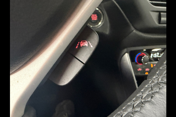 Suzuki S-Cross 1.4 Boosterjet AllGrip Style Smart Hybrid | Nieuwstaat | 12.000km | Navi |1e eigenaar | Camera | ACC | Stoelverw. Suzuki S-Cross 1.4 Boosterjet AllGrip Style Smart Hybrid | Nieuwstaat | 12.000km | Navi |1e eigenaar | Camera | ACC | Stoelverw.