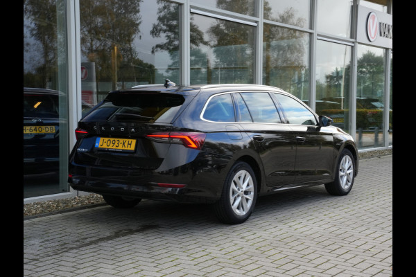 Škoda Octavia Combi 1.5 TSI First Edition | LED | Navigatie | Stoelverwarming | Android/Apple Carplay Škoda Octavia Combi 1.5 TSI First Edition | LED | Navigatie | Stoelverwarming | Android/Apple Carplay