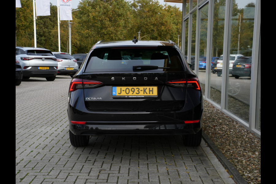 Škoda Octavia Combi 1.5 TSI First Edition | LED | Navigatie | Stoelverwarming | Android/Apple Carplay Škoda Octavia Combi 1.5 TSI First Edition | LED | Navigatie | Stoelverwarming | Android/Apple Carplay