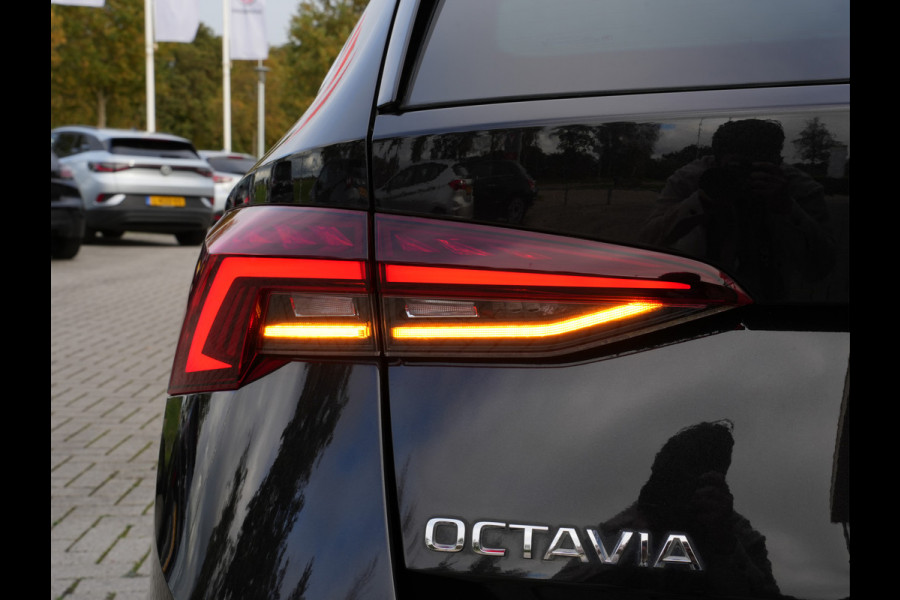 Škoda Octavia Combi 1.5 TSI First Edition | LED | Navigatie | Stoelverwarming | Android/Apple Carplay Škoda Octavia Combi 1.5 TSI First Edition | LED | Navigatie | Stoelverwarming | Android/Apple Carplay