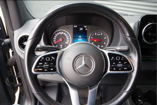 Mercedes-Benz Sprinter 519 3.0 CDI V6 L2H1 LED, LEDER, 3.5T TREKHAAK, STANDKACHEL, DUBBELLUCHT, ADAPT. CRUISE, MBUX 10'', 360 CAMERA, STOELVERWARMING, Mercedes-Benz Sprinter 519 3.0 CDI V6 L2H1 LED, LEDER, 3.5T TREKHAAK, STANDKACHEL, DUBBELLUCHT, ADAPT. CRUISE, MBUX 10'', 360 CAMERA, STOELVERWARMING,