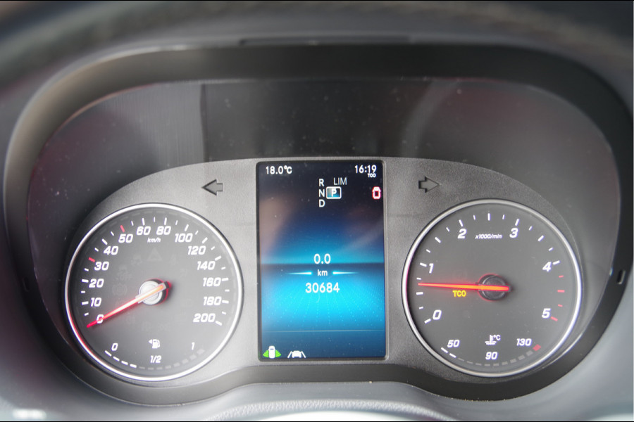 Mercedes-Benz Sprinter 519 3.0 CDI V6 L2H1 LED, LEDER, 3.5T TREKHAAK, STANDKACHEL, DUBBELLUCHT, ADAPT. CRUISE, MBUX 10'', 360 CAMERA, STOELVERWARMING, Mercedes-Benz Sprinter 519 3.0 CDI V6 L2H1 LED, LEDER, 3.5T TREKHAAK, STANDKACHEL, DUBBELLUCHT, ADAPT. CRUISE, MBUX 10'', 360 CAMERA, STOELVERWARMING,